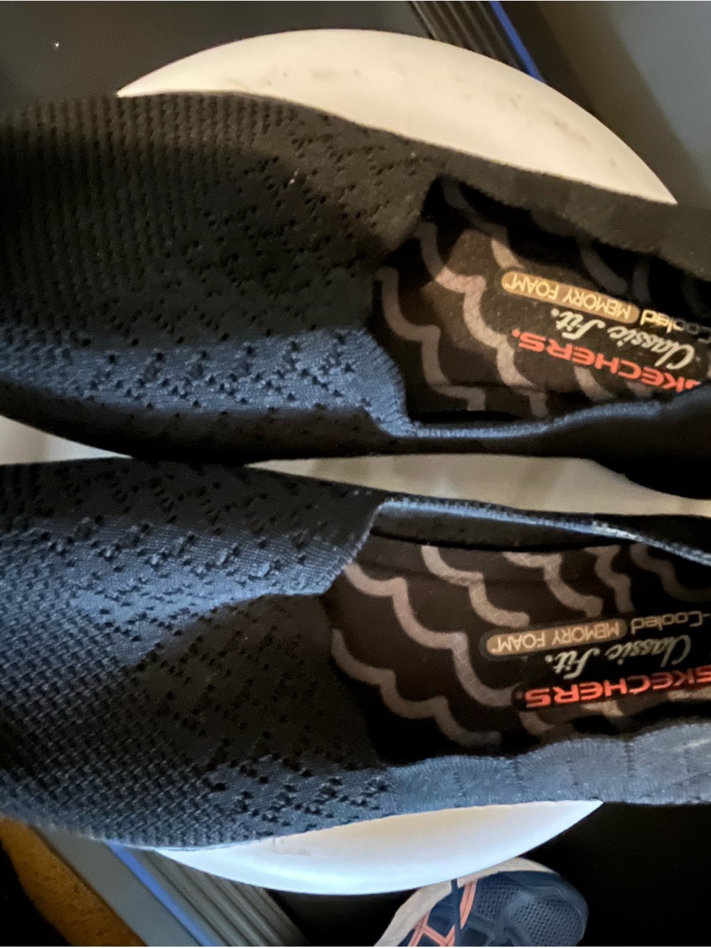 Skechers women’s casual slip on shoes. Size 9.